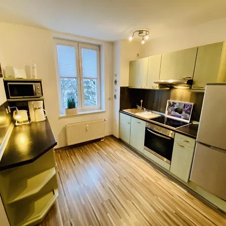 Charlotte, Direkt Am Kurpark * Rostock